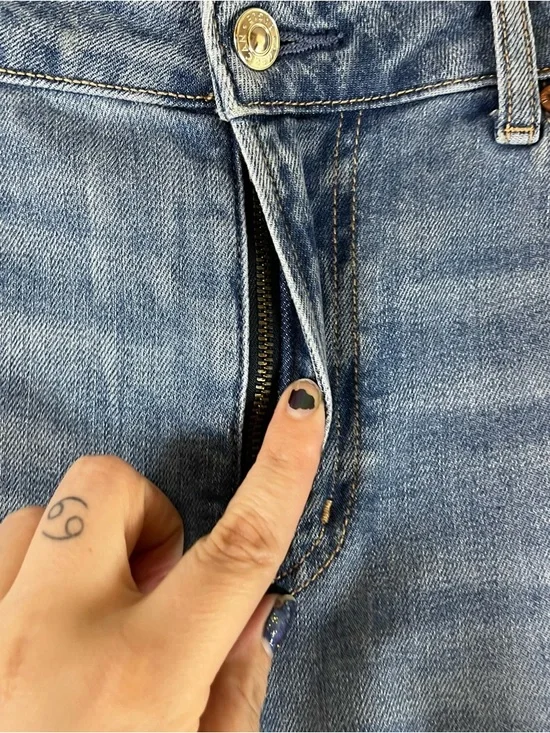 American Eagle Dreamy Drape Stretch Super High-Waisted Baggy Wide-Leg Jeans - Picture 6 of 15